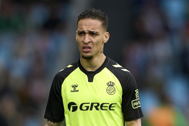 1742824452216031504.jpg 曼联清洗.jpg